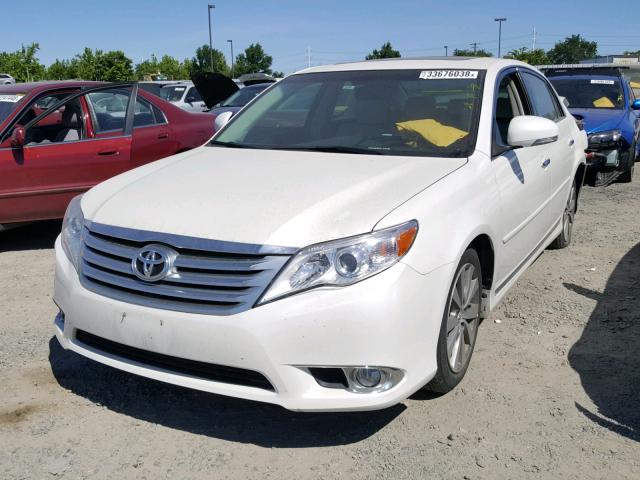 4T1BK3DB1BU437366 - 2011 TOYOTA AVALON BAS WHITE photo 2