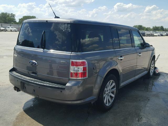 2FMGK5CC2ABB00155 - 2010 FORD FLEX SEL GRAY photo 4