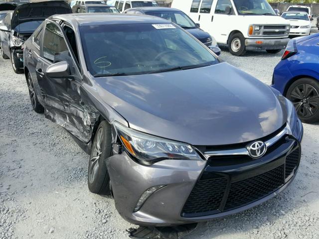 4T1BK1FK7FU029378 - 2015 TOYOTA CAMRY XSE GRAY photo 1