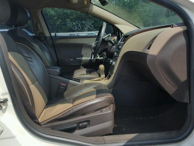 1G1ZE5E78A4114326 - 2010 CHEVROLET MALIBU LTZ 白色 照片 5