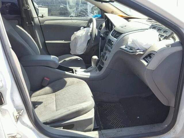 1G1ZA5E05CF295469 - 2012 CHEVROLET MALIBU LS თეთრი ფოტო 5