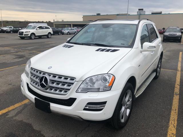 4JGBB2FBXBA719112 - 2011 MERCEDES-BENZ ML 350 BLU WHITE photo 2