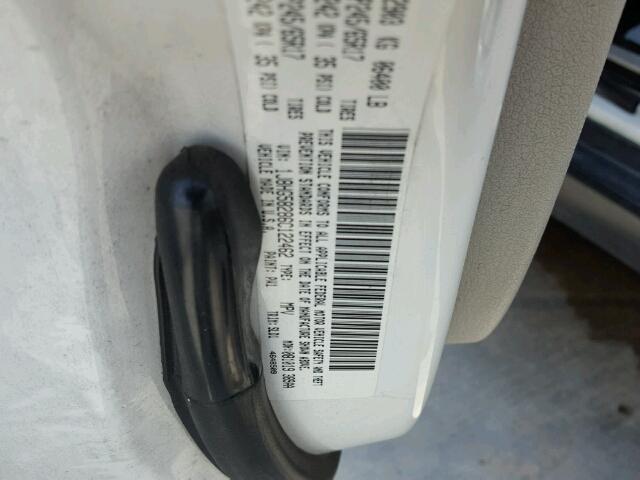 1J8HG58286C122462 - 2006 JEEP COMMANDER WHITE photo 10