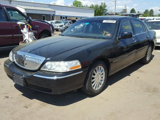 2LNHM82VX9X618791 - 2009 LINCOLN TOWN CAR S BLACK photo 2