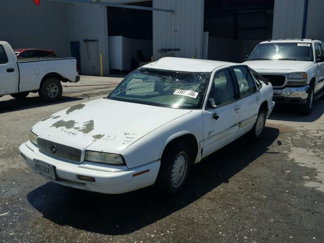 2G4WB52M5T1449521 - 1996 BUICK REGAL CUST WHITE photo 2