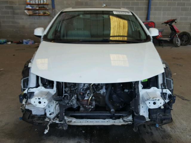 2HGFB2F99CH592652 - 2012 HONDA CIVIC EXL WHITE photo 9