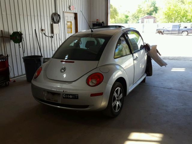 3VWRR31C86M418400 - 2006 VOLKSWAGEN NEW BEETLE 银色 照片 4