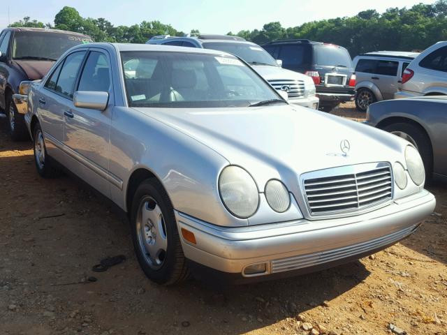 WDBJF72F9VA549628 - 1997 MERCEDES-BENZ E 420 SILVER photo 1