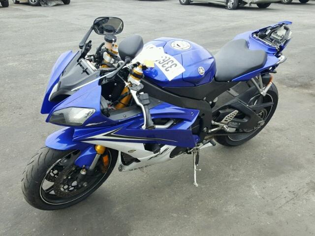 JYARJ16Y1AA004489 - 2010 YAMAHA YZFR6 C BLUE photo 2