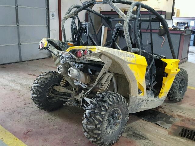 3JBPVAP25HJ000568 - 2017 CAN-AM MAVERICK X YELLOW photo 4