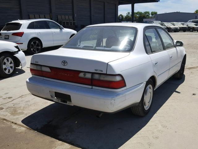 1NXBB02E6TZ407681 - 1996 TOYOTA COROLLA DX WHITE photo 4