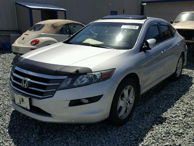 5J6TF2H55CL003822 - 2012 HONDA CROSSTOUR SILVER photo 2