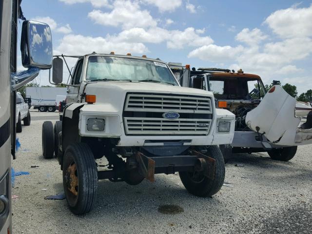 1FDNF77K1KVA49066 - 1989 FORD F700 WHITE photo 1