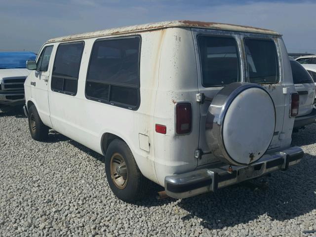 2B6HB21Y8KK392826 - 1989 DODGE RAM VAN B2 WHITE photo 3