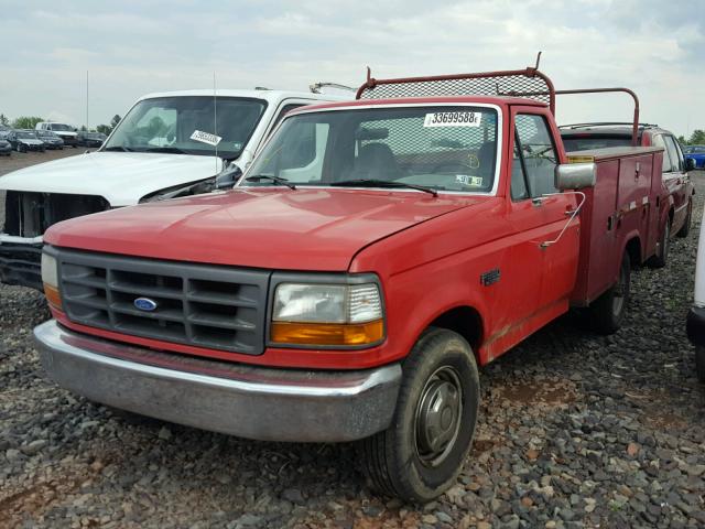 3FTHF35H0VMA23655 - 1997 FORD F350 RED photo 2