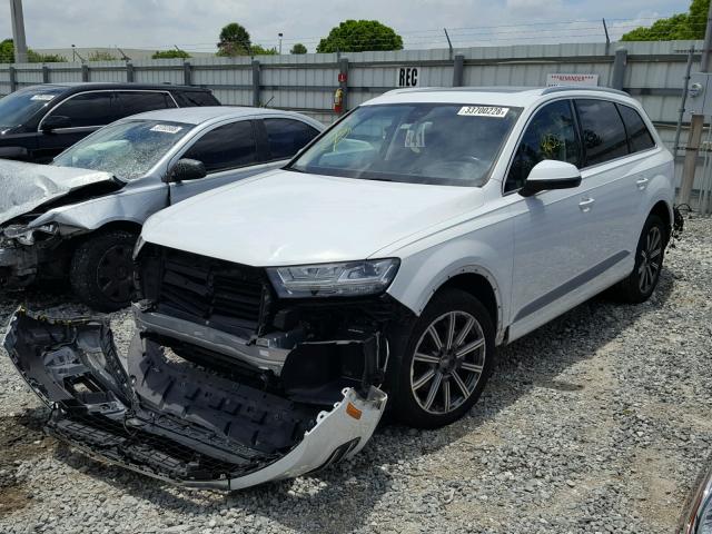 WA1VAAF71HD002917 - 2017 AUDI Q7 PRESTIG WHITE photo 2