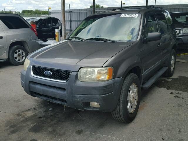 1FMCU03123KA10491 - 2003 FORD ESCAPE XLT GRAY photo 2