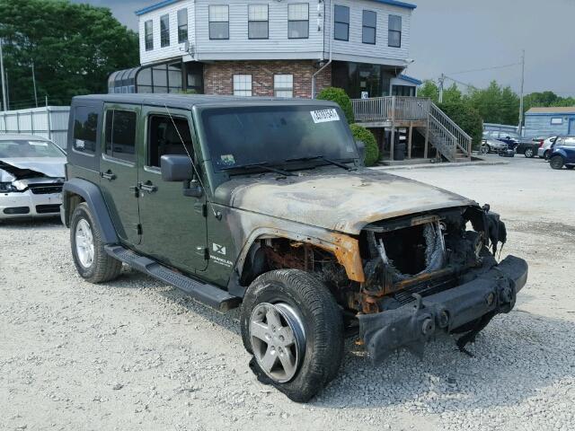 1J4GA391X8L582265 - 2008 JEEP WRANGLER U GREEN photo 1