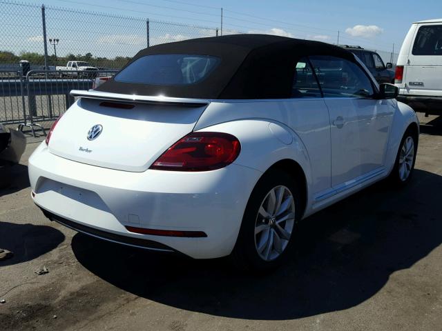 3VW517AT5HM821573 - 2017 VOLKSWAGEN BEETLE S/S 白色 照片 4