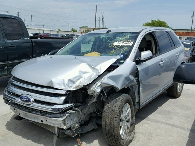 2FMDK3JC8DBE24919 - 2013 FORD EDGE SILVER photo 2