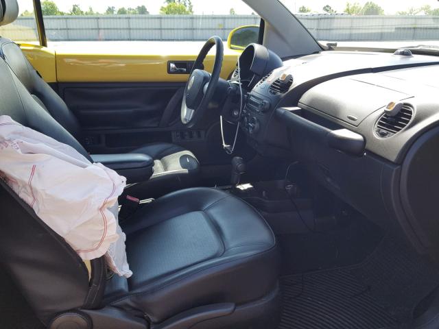 3VWPF31Y78M410304 - 2008 VOLKSWAGEN NEW BEETLE 黄色 照片 5