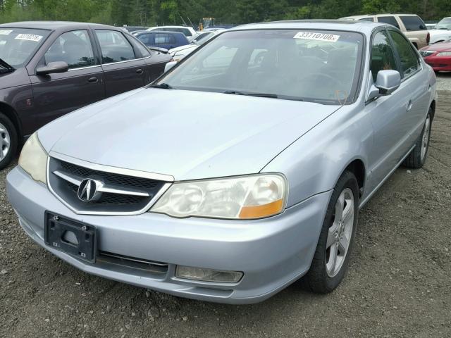 19UUA56843A004867 - 2003 ACURA 3.2TL TYPE SILVER photo 2