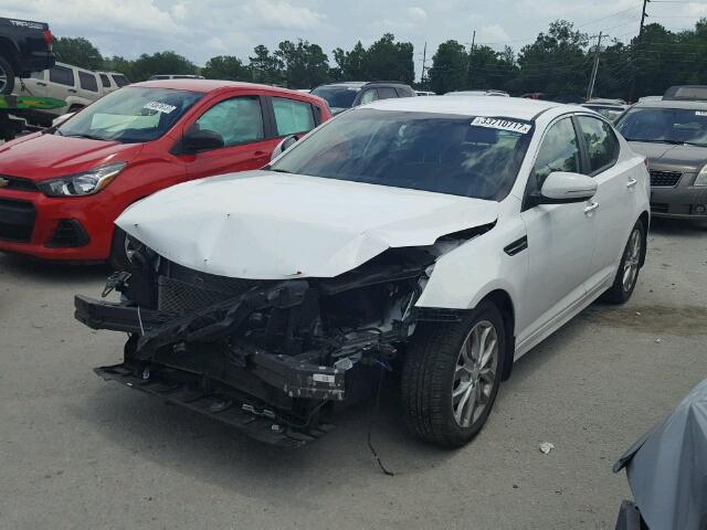 5XXGM4A72FG499509 - 2015 KIA OPTIMA WHITE photo 2