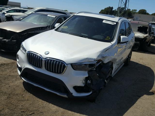 WBXHT3C39H5F73078 - 2017 BMW X1 XDRIVE2 Blanco foto 2