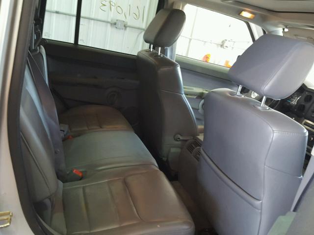 1J8HG48P87C529477 - 2007 JEEP COMMANDER SILVER photo 6