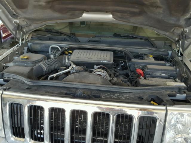 1J8HG48P87C529477 - 2007 JEEP COMMANDER SILVER photo 7