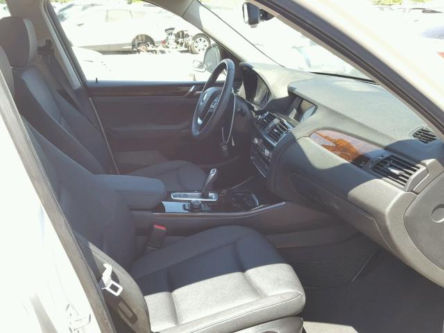 5UXWZ7C33H0V94771 - 2017 BMW X3 SDRIVE2 WHITE photo 5