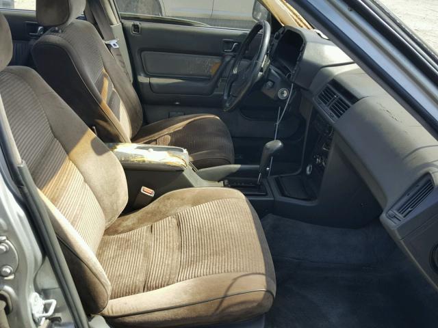 JH4KA2650HC006393 - 1987 ACURA LEGEND L SILVER photo 5