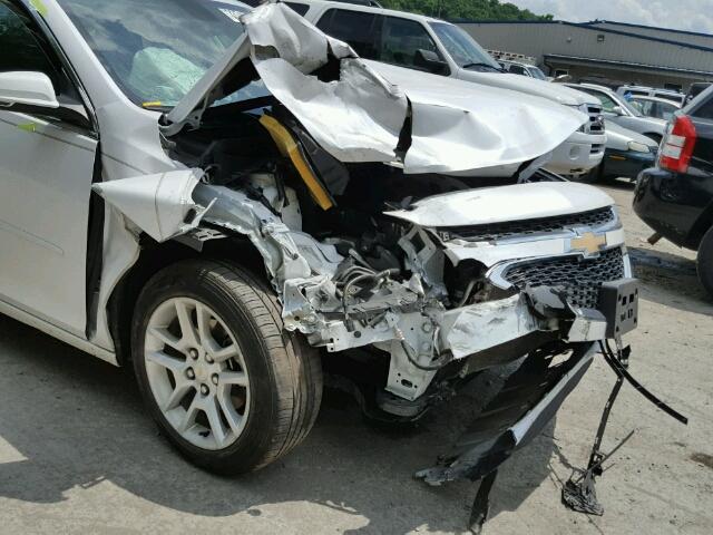 1G11C5SL6FF216028 - 2015 CHEVROLET MALIBU 1LT 白色 照片 9