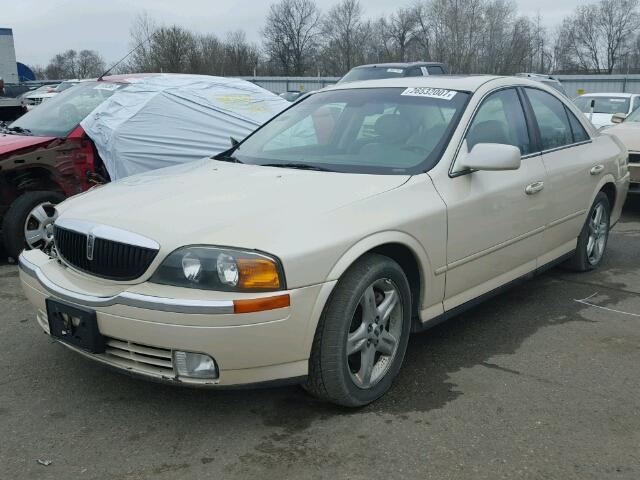 1LNHM87AX2Y700919 - 2002 LINCOLN LS CREAM photo 2