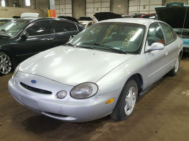 1FALP52U4TA315894 - 1996 FORD TAURUS GL SILVER photo 2