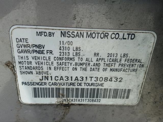 JN1CA31A31T308432 - 2001 NISSAN MAXIMA GXE SILVER photo 10