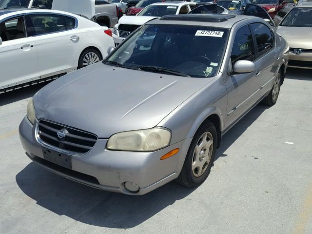 JN1CA31A31T308432 - 2001 NISSAN MAXIMA GXE SILVER photo 2