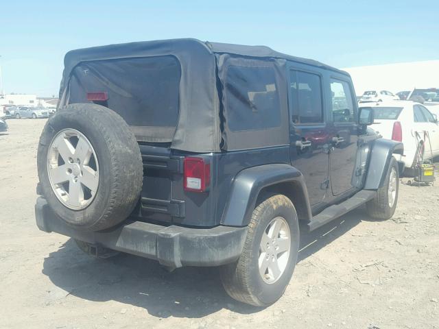 1J4GB591X7L190927 - 2007 JEEP WRANGLER S GRAY photo 4