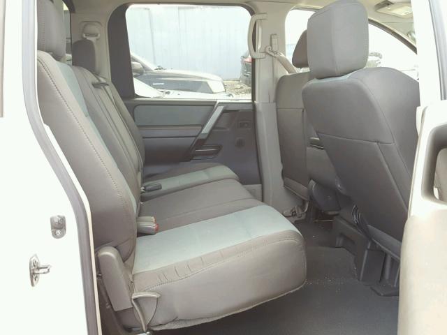 1N6AA07B54N510553 - 2004 NISSAN TITAN WHITE photo 6