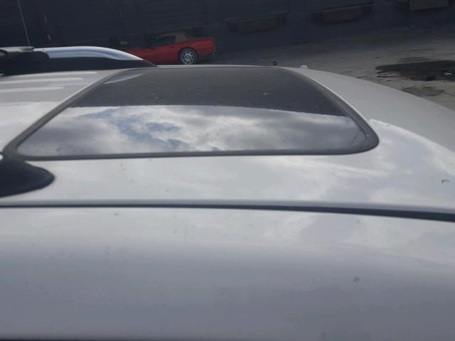 1GKEV23D09J113010 - 2009 GMC ACADIA SLT თეთრი ფოტო 9