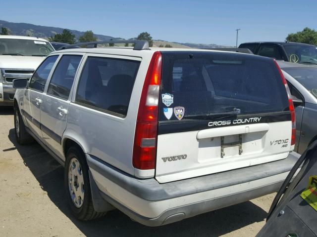 YV1LZ56D5Y2690848 - 2000 VOLVO V70 XC WHITE photo 3