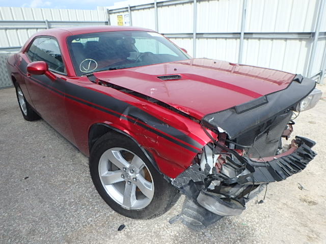 2B3LJ44V69H527428 - 2009 DODGE CHALLENGER RED photo 1