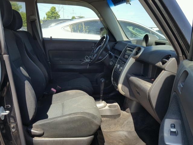 JTLKT324164112930 - 2006 TOYOTA SCION XB BLACK photo 5