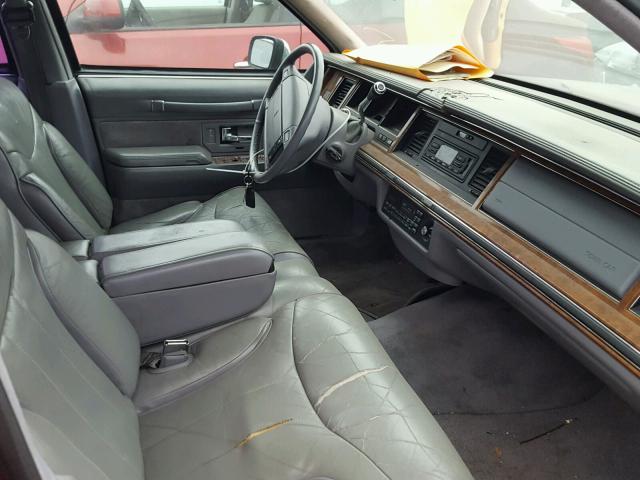 1LNLM82W0RY686777 - 1994 LINCOLN TOWN CAR S MAROON photo 5