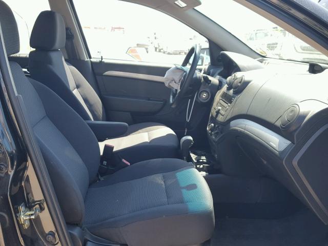 KL1TD5DE8BB189578 - 2011 CHEVROLET AVEO LS BLACK photo 5