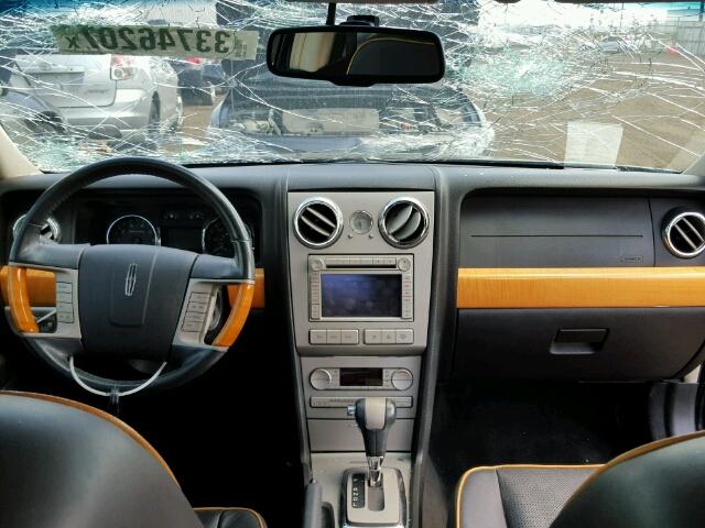 3LNHM28T99R608058 - 2009 LINCOLN MKZ შავი ფოტო 9