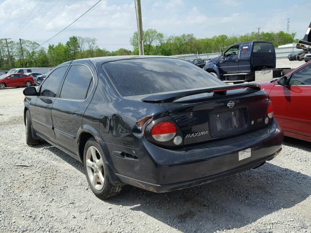 JN1CA31D61T832779 - 2001 NISSAN MAXIMA GXE BLACK photo 3