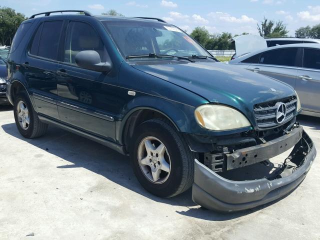 4JGAB54EXWA024631 - 1998 MERCEDES-BENZ ML 320 GREEN photo 1