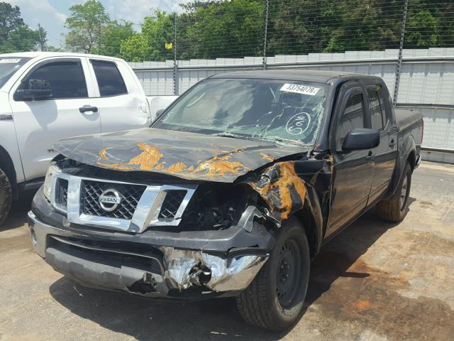 1N6AD0ER1AC426440 - 2010 NISSAN FRONTIER C GRAY photo 2