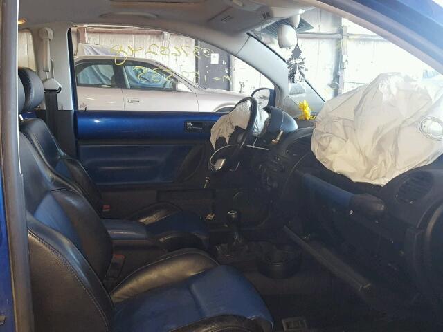 3VWCD21C13M437509 - 2003 VOLKSWAGEN NEW BEETLE 蓝色 照片 5